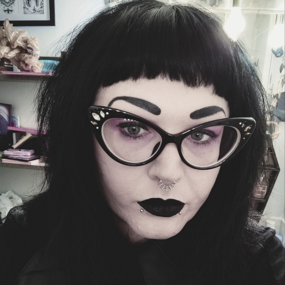 Meet your Posher, Arianne